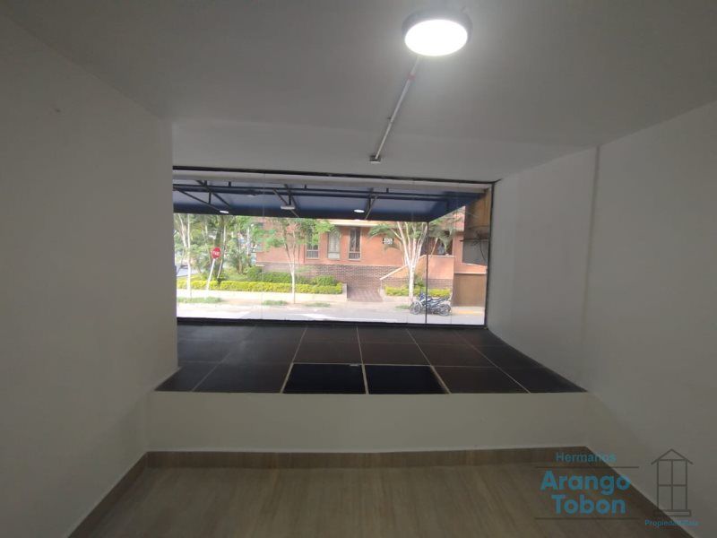 Local en arriendo Antioquia Medellín Carlos E Restrepo 70 m2 Habitaciones 0 Baños 1 Garajes 0 Precio $3300000