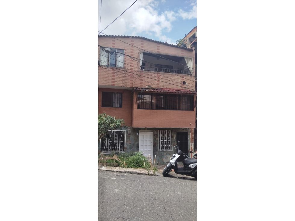 Casa en venta Antioquia Medellín Villa Hermosa 210 m2 Habitaciones 5 Baños 2 Garajes 0 Precio $520000000