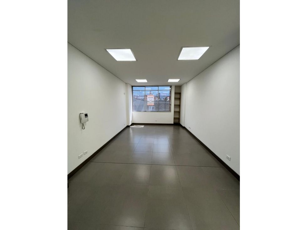 Oficina en arriendo Antioquia Envigado San Marcos 39 m2 Habitaciones 0 Baños 1 Garajes 0 Precio $1900000