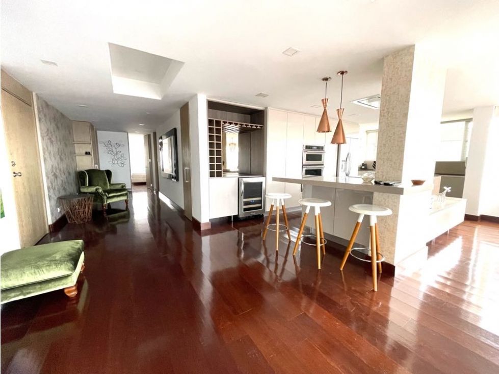 Apartamento en arriendo Cundinamarca Bogotá El Refugio 160 m2 Habitaciones 3 Baños 5 Garajes 2 Precio $9900000