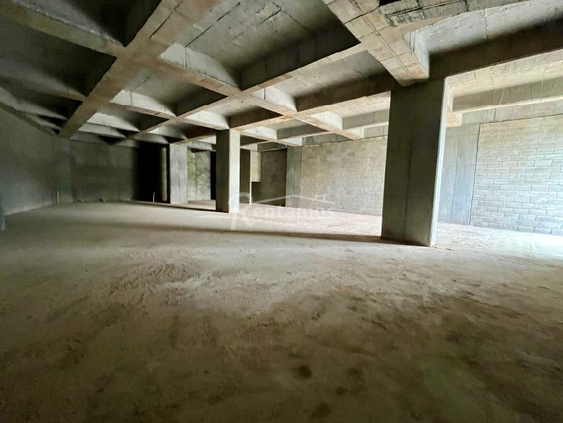 Local en arriendo Antioquia Envigado Las Casitas 420 m2 Habitaciones 0 Baños 0 Garajes 0 Precio $27000000