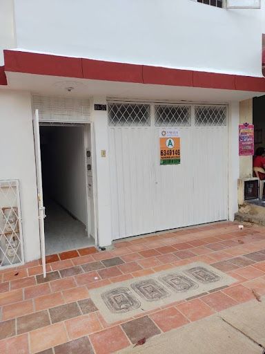 Apartamento en arriendo Santander Bucaramanga San Francisco 200 m2 Habitaciones 3 Baños 2 Garajes 0 Precio $2400000