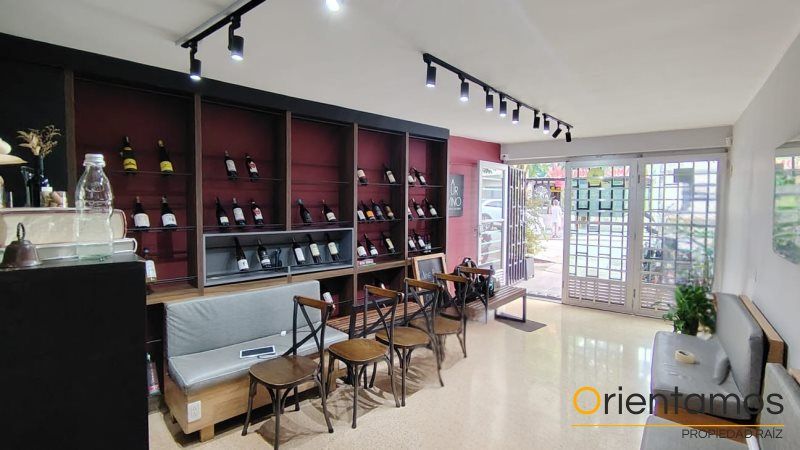 Local en arriendo Antioquia Medellín Manila 42 m2 Habitaciones 0 Baños 1 Garajes 0 Precio $5000000