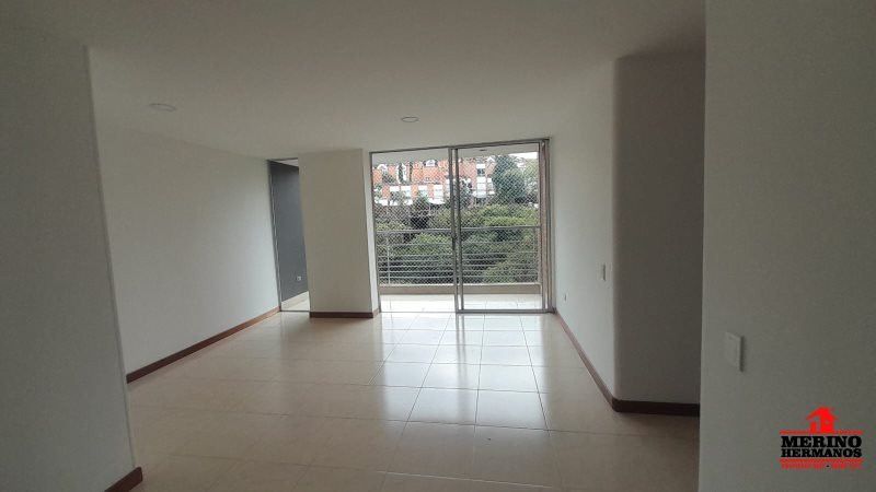 Apartamento en arriendo Antioquia Envigado Uribe Ángel 87 m2 Habitaciones 3 Baños 2 Garajes 1 Precio $3500000