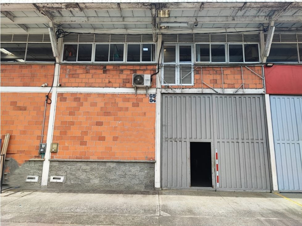 Bodega en venta Risaralda Pereira Br La Italia 477 m2 Habitaciones 0 Baños 3 Garajes 4 Precio $2800000000