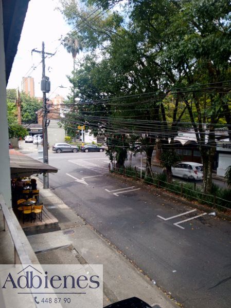 Casa en venta Antioquia Medellín San Joaquin 322 m2 Habitaciones 11 Baños 7 Garajes 2 Precio $2962400000