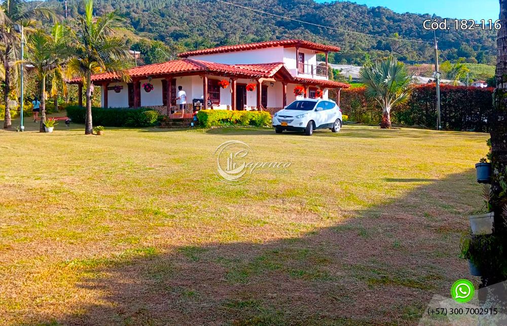 Finca en arriendo Antioquia El Carmen De Viboral Ub San Fernando 300 m2 Habitaciones 4 Baños 3 Garajes 3 Precio $3000000