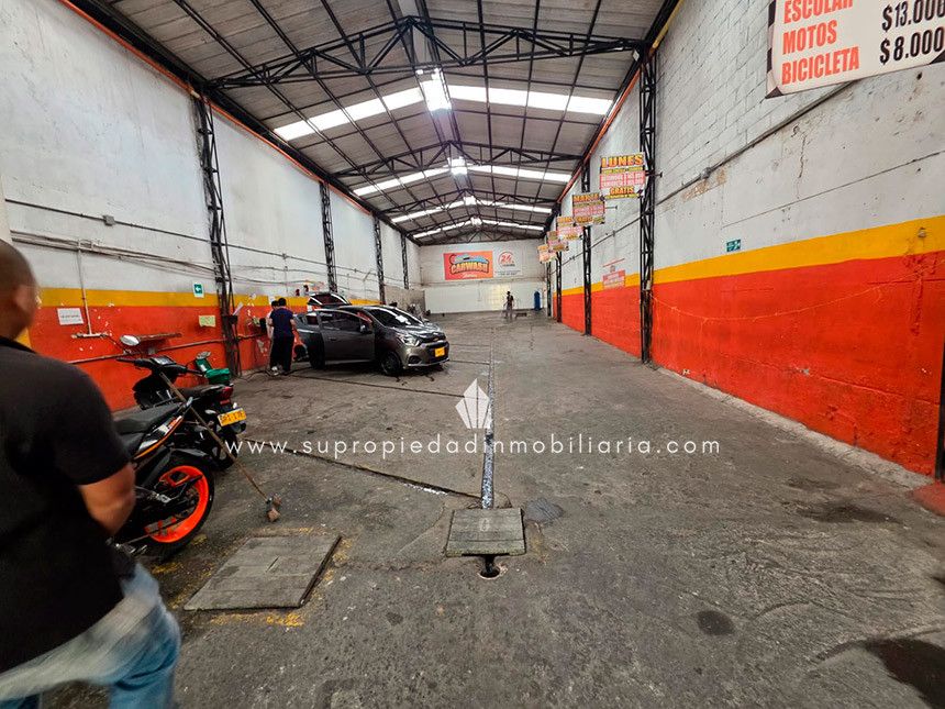 Bodega en arriendo Antioquia Medellín Boston 357 m2 Habitaciones 0 Baños 1 Garajes 0 Precio $19800000