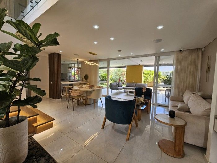 Casa en venta Valle Del Cauca Jamundí Cr Cedros Del Castillo 390 m2 Habitaciones 3 Baños 4 Garajes 5 Precio $1400000000