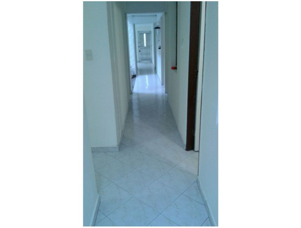 Casa en venta Antioquia Medellín El Nogal- Los Almendros 198 m2 Habitaciones 8 Baños 6 Garajes 1 Precio $690000000