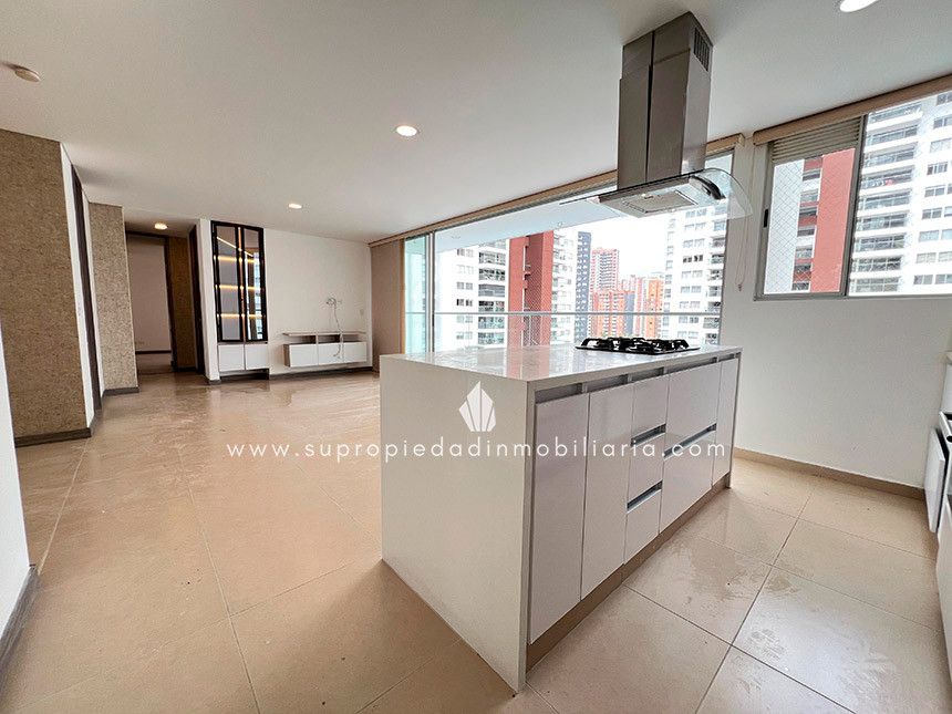 Apartamento en arriendo Antioquia Itagüí Cr Verde Vivo Ariza 105 m2 Habitaciones 3 Baños 2 Garajes 2 Precio $4500000