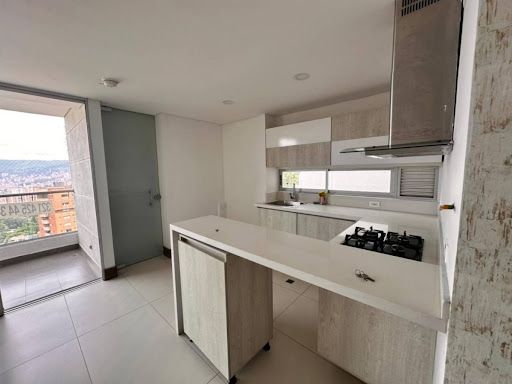 Apartamento en arriendo Antioquia Sabaneta Vereda La Doctora 99 m2 Habitaciones 3 Baños 4 Garajes 1 Precio $3800000