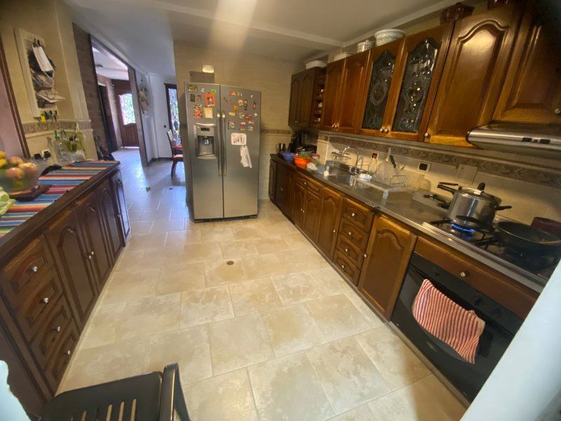 Casa en venta Antioquia Sabaneta Vegas De La Doctora 255 m2 Habitaciones 5 Baños 4 Garajes 0 Precio $1050000000