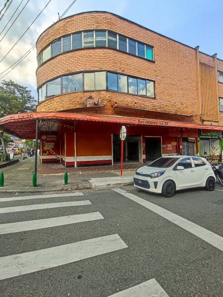 Local en arriendo Antioquia Medellín Belen 117 m2 Habitaciones 0 Baños 2 Garajes 0 Precio $4000000