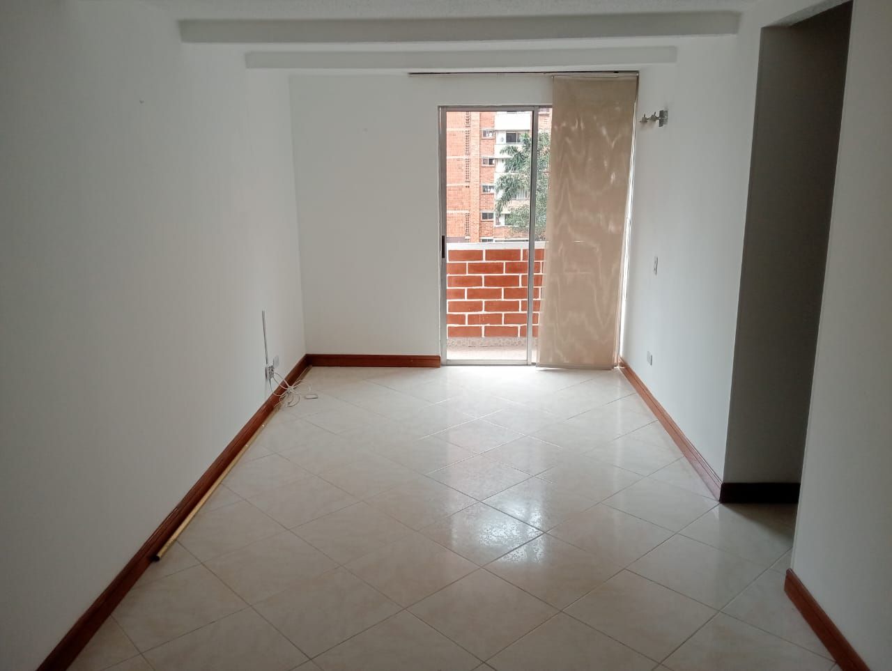 Apartamento en arriendo Antioquia Medellín Los Colores 56 m2 Habitaciones 3 Baños 2 Garajes 1 Precio $2600000