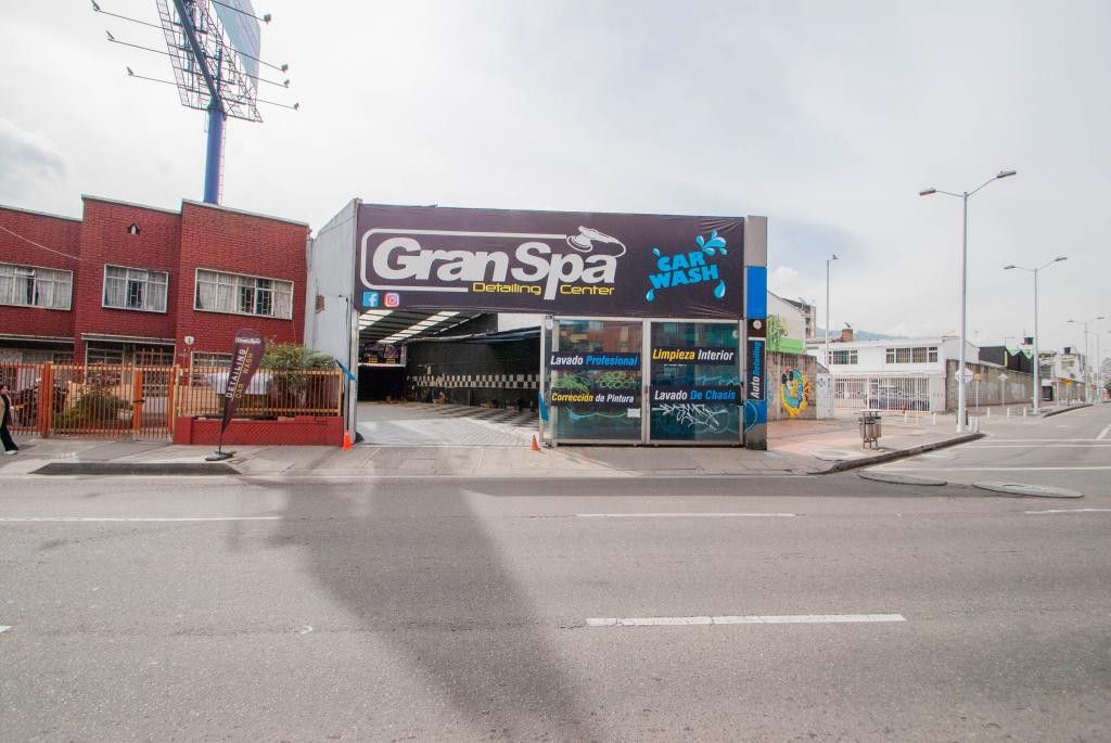 Local en arriendo Cundinamarca Bogotá Santa Ana Occidental 245 m2 Habitaciones 0 Baños 2 Garajes 0 Precio $10000000