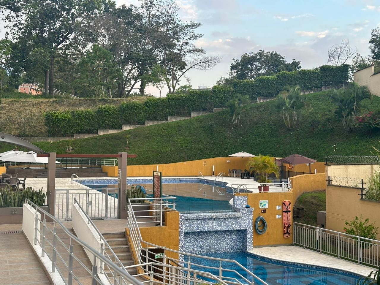 Apartamento en venta Santander Floridablanca Floridablanca 94 m2 Habitaciones 3 Baños 2 Garajes 2 Precio $420000000