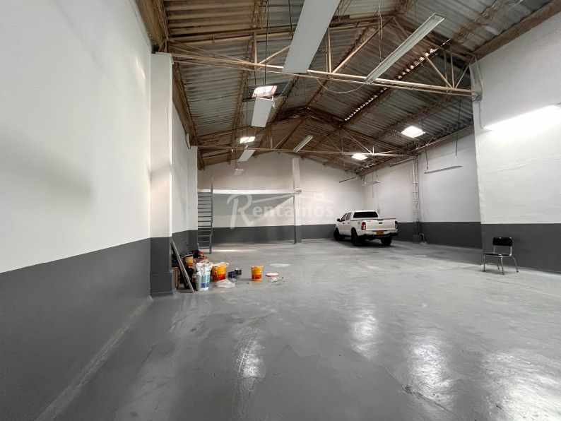 Local en arriendo Antioquia Itagüí Satexco 280 m2 Habitaciones 0 Baños 1 Garajes 0 Precio $11000000