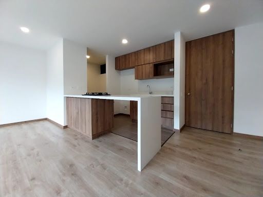 Apartamento en arriendo Antioquia Envigado Trianon 84 m2 Habitaciones 3 Baños 2 Garajes 1 Precio $4000000