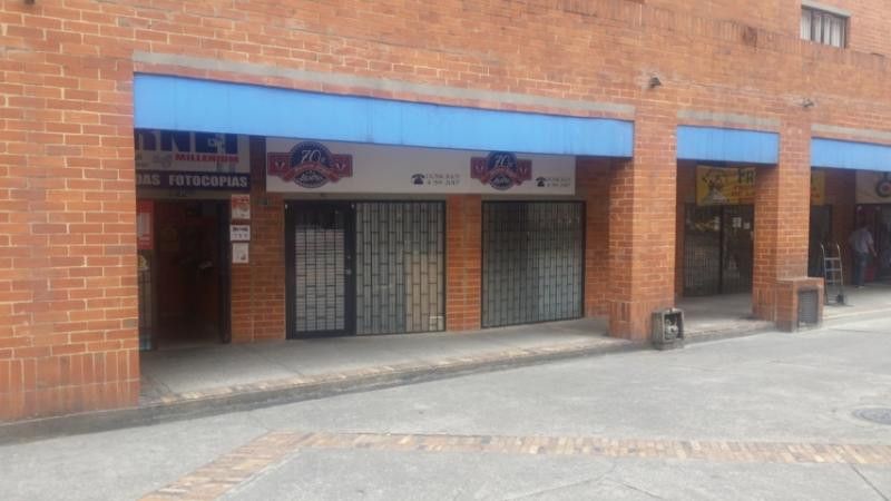 Local en arriendo Cundinamarca Bogotá Carlos Lleras Restrepo Manzana B 34 m2 Habitaciones 0 Baños 1 Garajes 0 Precio $2940000