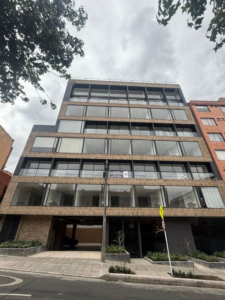 Apartaestudio en venta Cundinamarca Bogotá Marly 19 m2 Habitaciones 0 Baños 1 Garajes 0 Precio $203000000