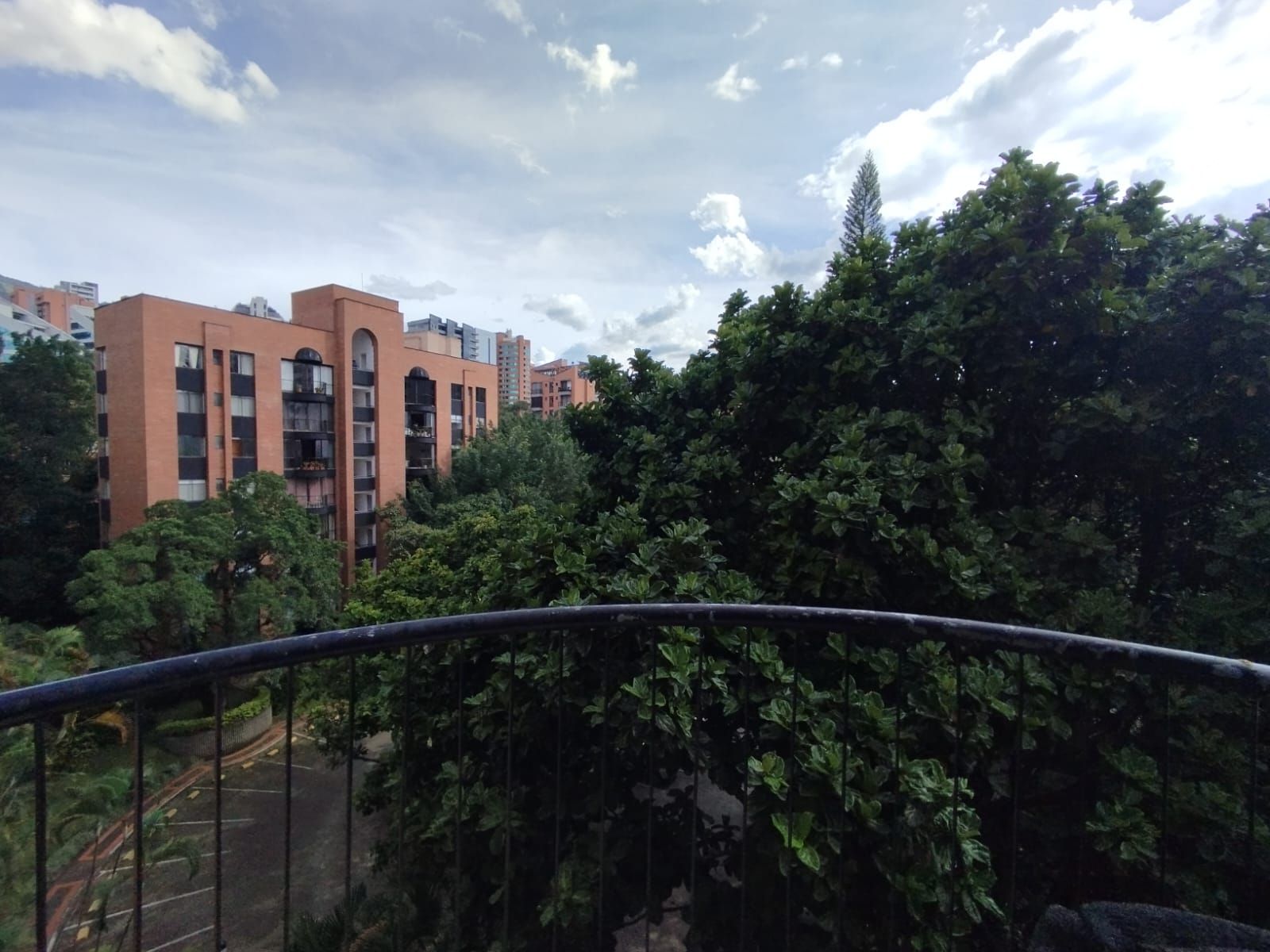 Apartamento en arriendo Antioquia Medellín Patio Bonito 142 m2 Habitaciones 3 Baños 3 Garajes 2 Precio $5500000
