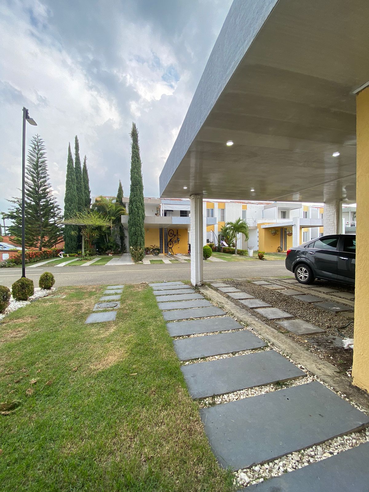 Casa en venta Valle Del Cauca Cali Cali 120 m2 Habitaciones 4 Baños 4 Garajes 2 Precio $550000000