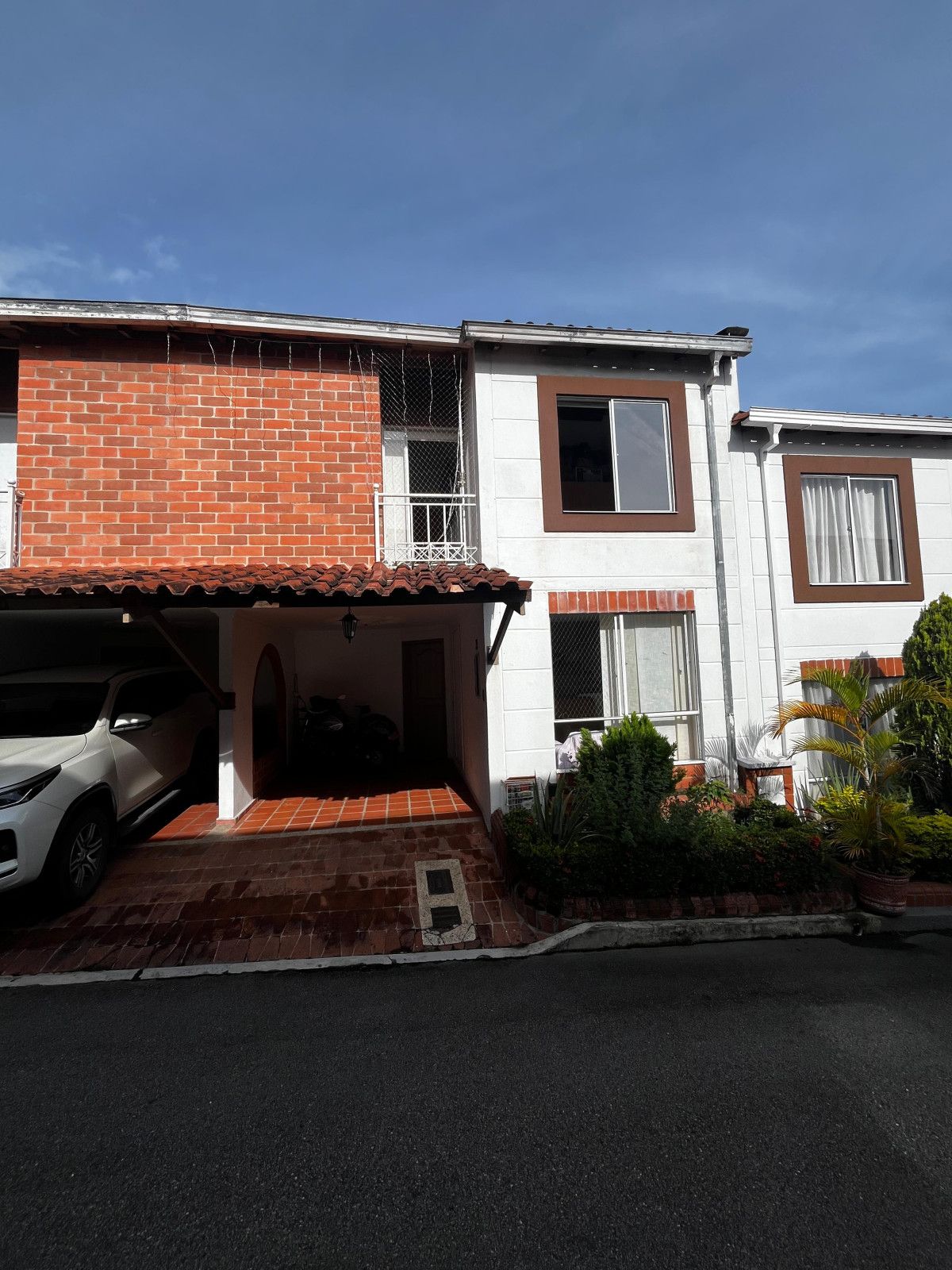 Casa en venta Santander Floridablanca Br Jardin De Versalles 98 m2 Habitaciones 3 Baños 3 Garajes 1 Precio $525000000