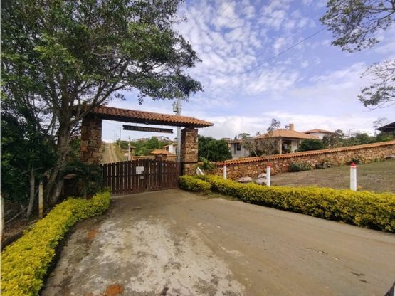 Casa en venta Santander Los Santos Los Santos 110 m2 Habitaciones 2 Baños 4 Garajes 3 Precio $499000000