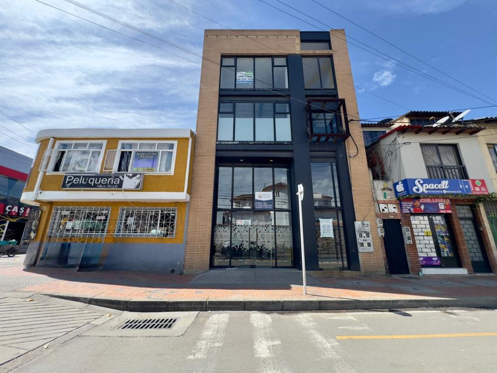 Local en arriendo Cundinamarca Chía La Siata 280 m2 Habitaciones 0 Baños 4 Garajes 0 Precio $15500000