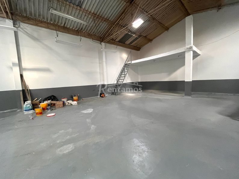 Local en venta Antioquia Itagüí Satexco 345 m2 Habitaciones 0 Baños 1 Garajes 0 Precio $2100000000