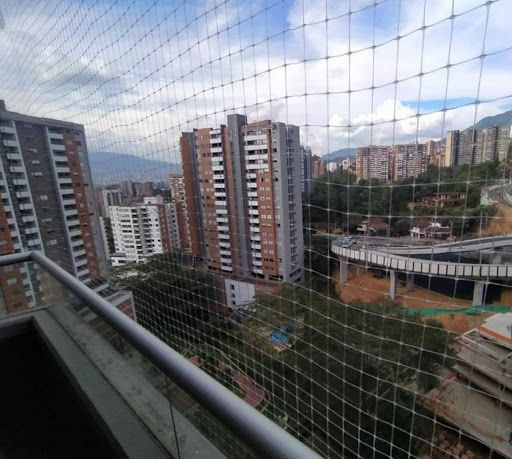 Apartamento en arriendo Antioquia Envigado Alto De Misael 90 m2 Habitaciones 3 Baños 2 Garajes 1 Precio $3800000