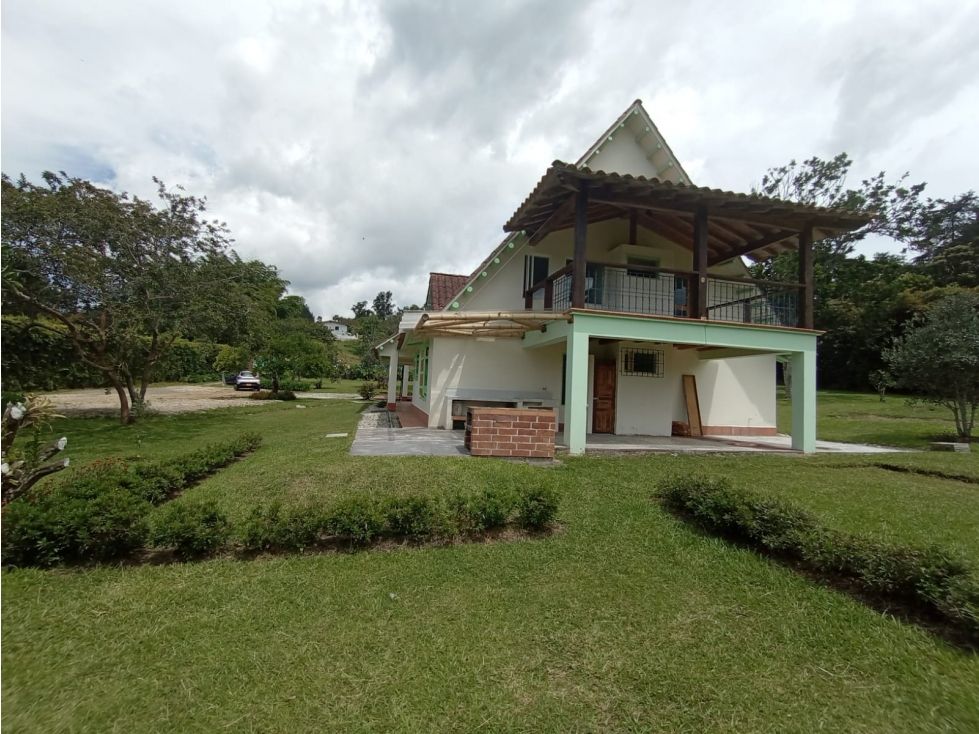 Finca en arriendo Antioquia Rionegro Rionegro 300 m2 Habitaciones 4 Baños 4 Garajes 1 Precio $6500000