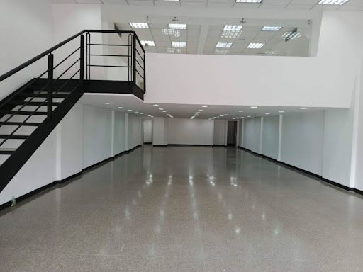 Local en arriendo Antioquia Medellín Maria Cano - Carambolas 316 m2 Habitaciones 0 Baños 2 Garajes 3 Precio $25342130