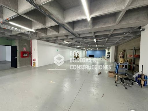 Bodega en arriendo Antioquia Itagüí Zona Rural 450 m2 Habitaciones 0 Baños 6 Garajes 2 Precio $15500000
