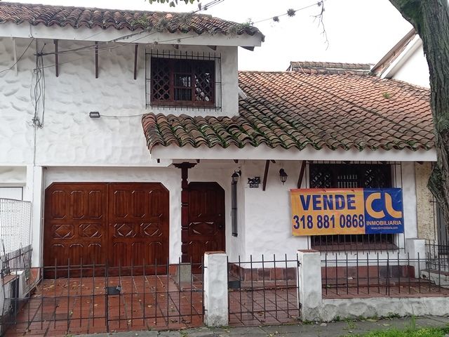 Casa en arriendo Valle Del Cauca Cali Prados Del Norte 170 m2 Habitaciones 5 Baños 6 Garajes 2 Precio $3500000