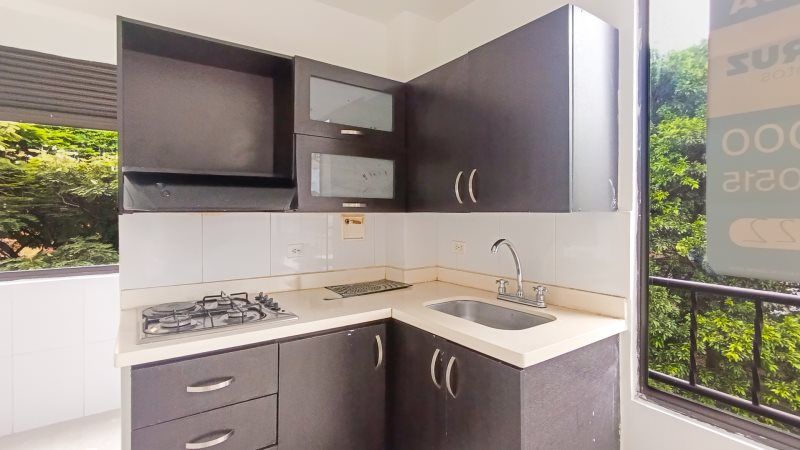 Apartamento en arriendo Antioquia Medellín Rosales 1 m2 Habitaciones 3 Baños 2 Garajes 0 Precio $2300000
