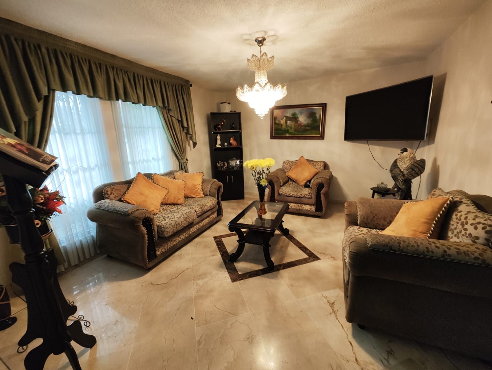 Casa en arriendo Antioquia Medellín Los Colores 360 m2 Habitaciones 4 Baños 3 Garajes 1 Precio $10000000