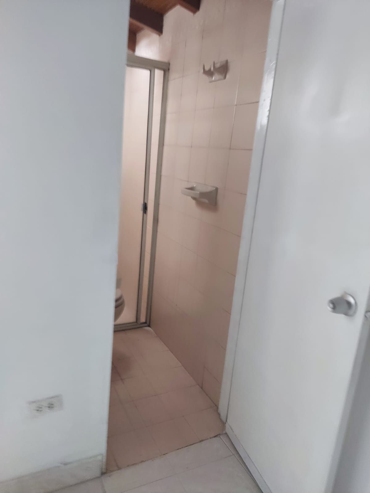 Casa en venta Antioquia Medellín Simon Bolivar 115 m2 Habitaciones 4 Baños 4 Garajes 1 Precio $460000000