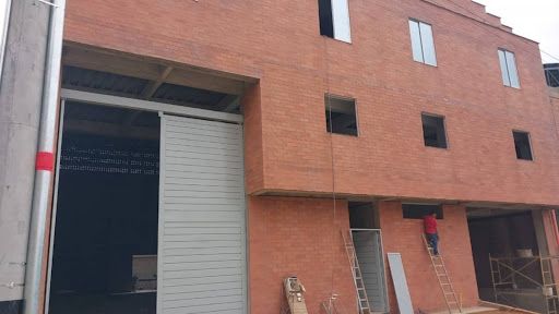 Bodega en arriendo Antioquia Girardota Centro 2000 m2 Habitaciones 0 Baños 3 Garajes 4 Precio $25000000