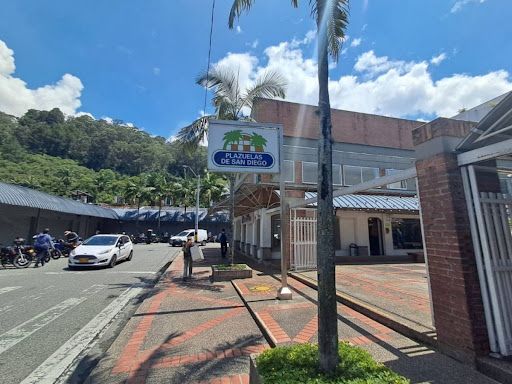 Local en arriendo Antioquia Medellín San Diego 50 m2 Habitaciones 0 Baños 1 Garajes 0 Precio $5400000