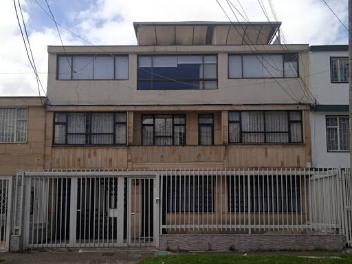 Apartamento en arriendo Cundinamarca Bogotá José Joaquín Vargas 220 m2 Habitaciones 3 Baños 2 Garajes 1 Precio $4200000