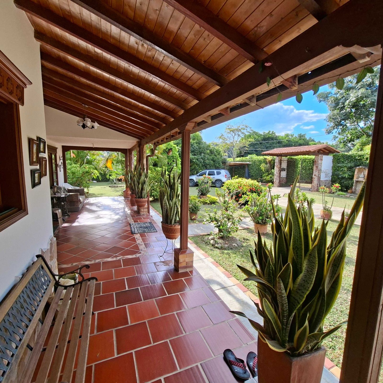 Casa en venta Santander Piedecuesta Piedecuesta 1000 m2 Habitaciones 4 Baños 3 Garajes 4 Precio $620000000