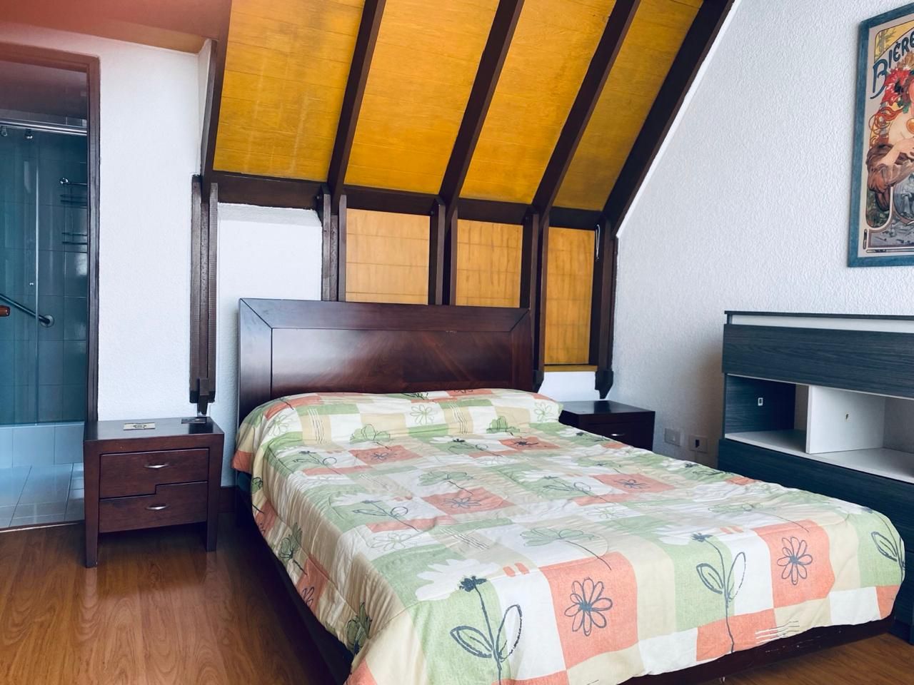 Suite en arriendo Cundinamarca Bogotá Santa Barbara Central 220 m2 Habitaciones 1 Baños 1 Garajes 0 Precio $1520000