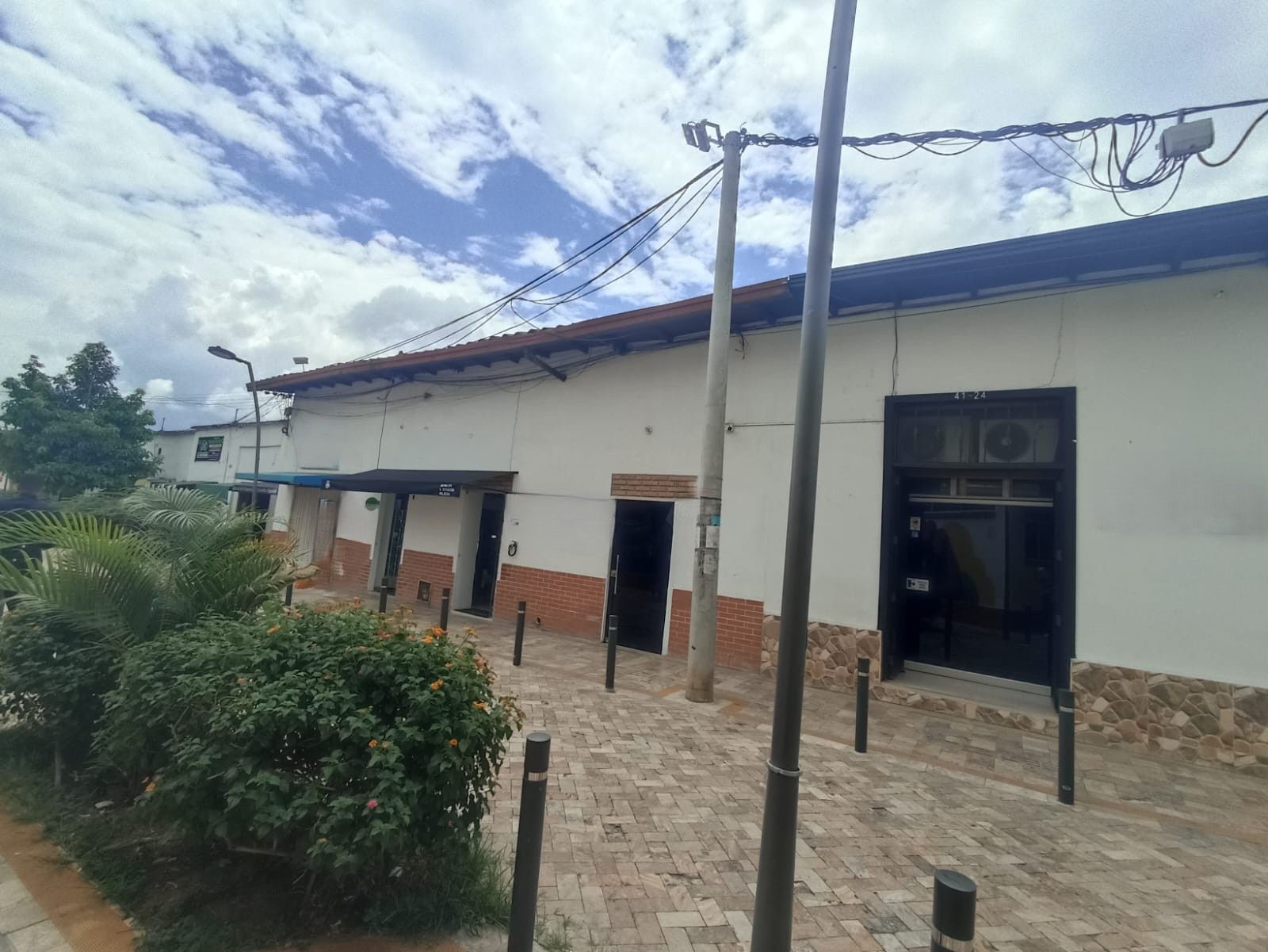 Local en venta Santander Bucaramanga Bucaramanga 450 m2 Habitaciones 0 Baños 3 Garajes 45 Precio $1350000000