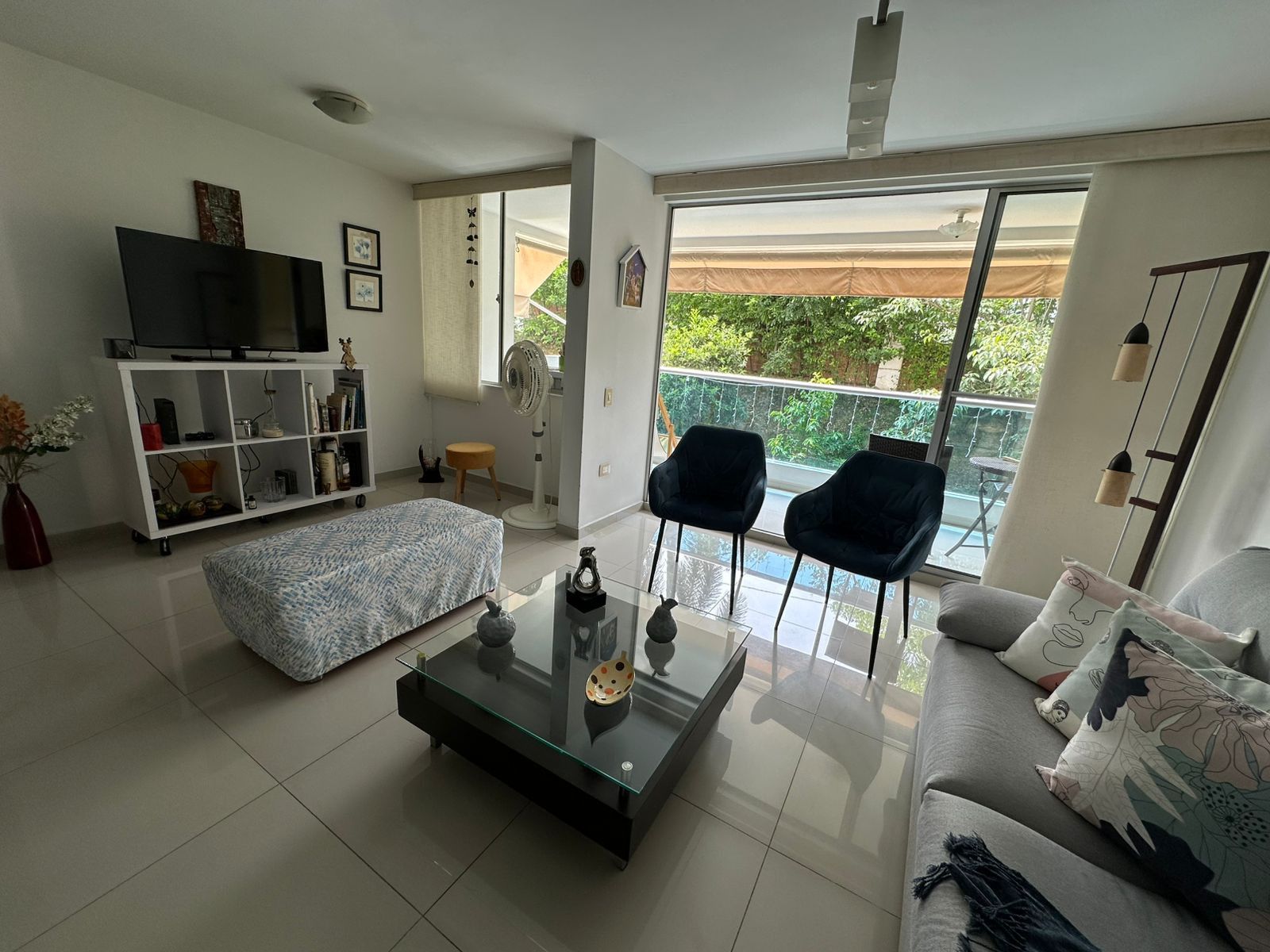 Apartamento en venta Santander Floridablanca Cr Versalles Ii 99 m2 Habitaciones 3 Baños 3 Garajes 1 Precio $460000000