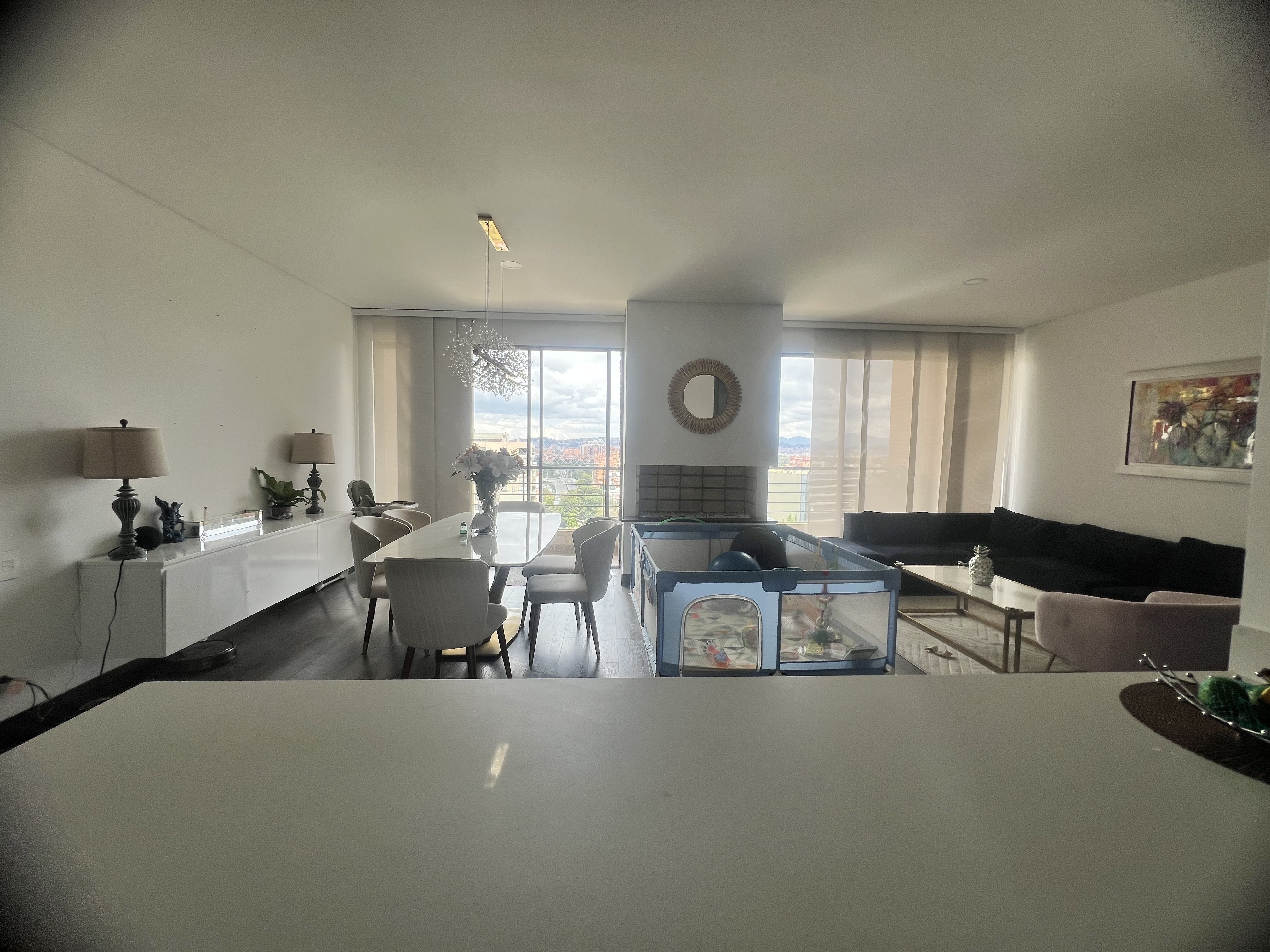 Apartamento en venta Cundinamarca Bogotá Santa Barbara Oriental 171 m2 Habitaciones 3 Baños 5 Garajes 2 Precio $2200000000