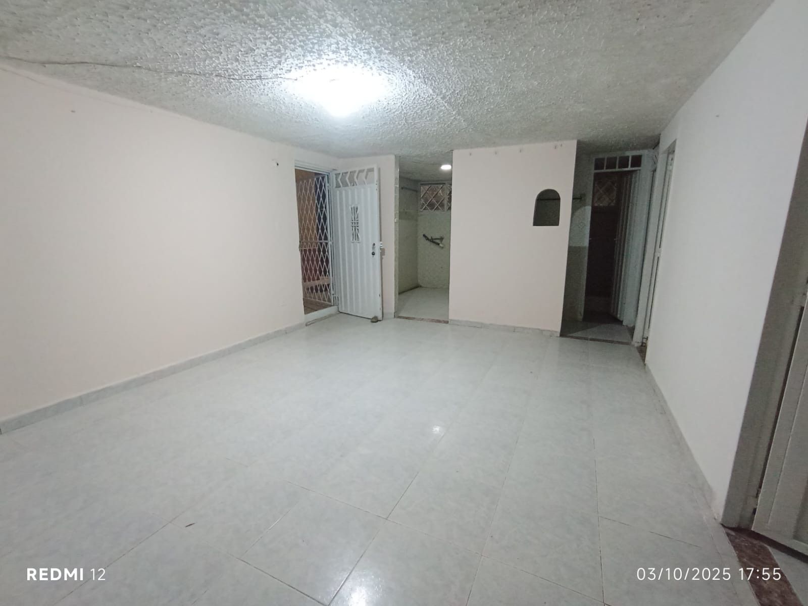 Apartamento en venta Santander Floridablanca Ub Paraguitas I 64 m2 Habitaciones 3 Baños 1 Garajes 1 Precio $152000000