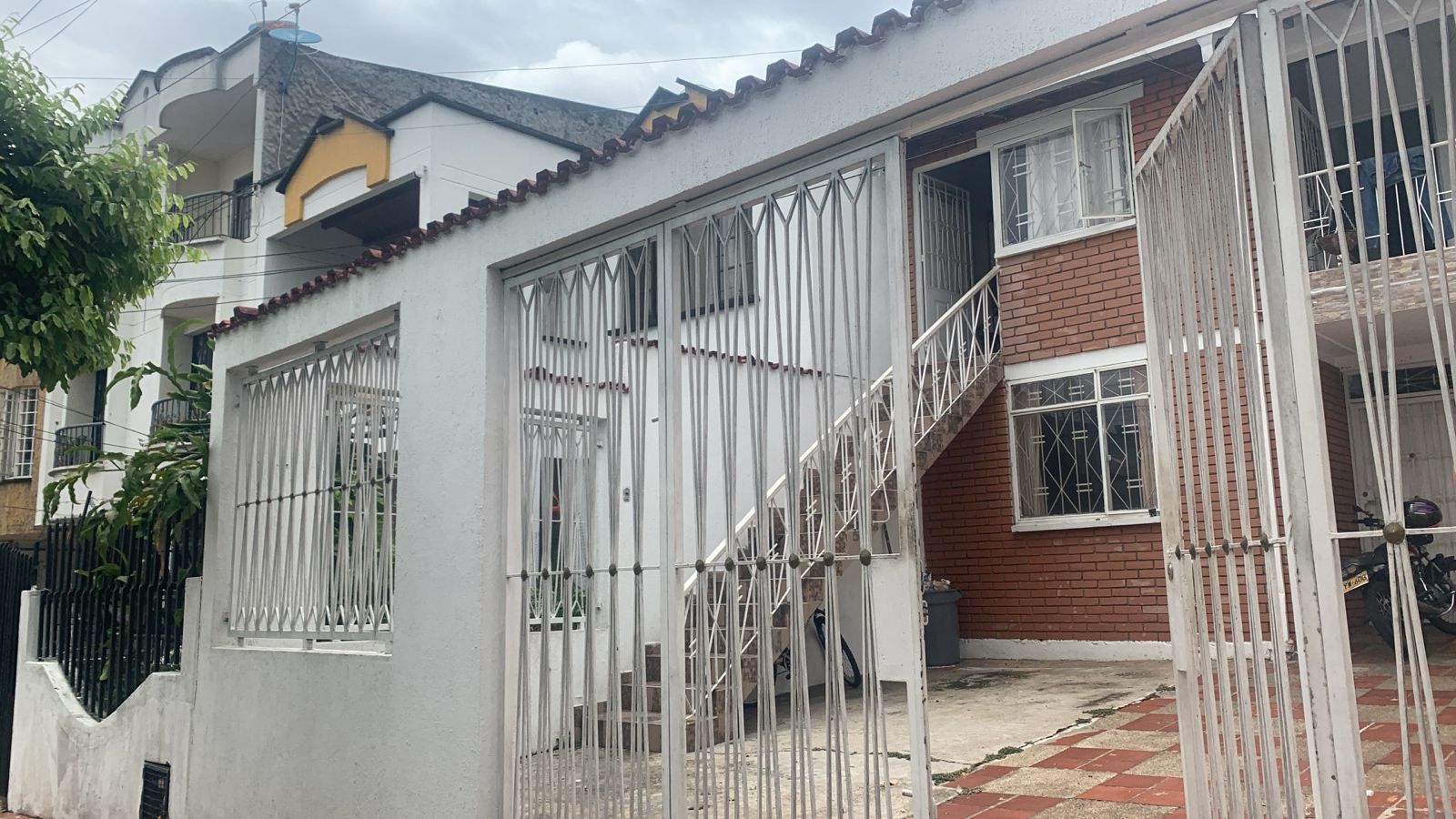 Casa en venta Santander Bucaramanga Diamante Ii Etapa 161 m2 Habitaciones 6 Baños 3 Garajes 1 Precio $670000000