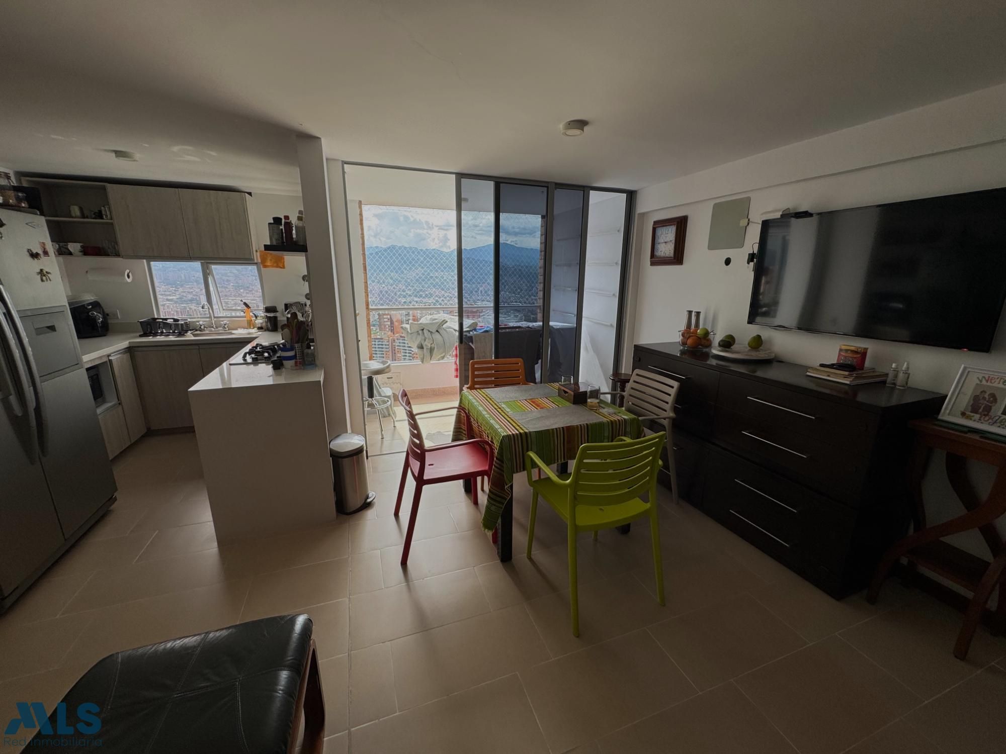 Apartamento en venta Antioquia Envigado Loma De Las Brujas 74 m2 Habitaciones 2 Baños 2 Garajes 1 Precio $640000000